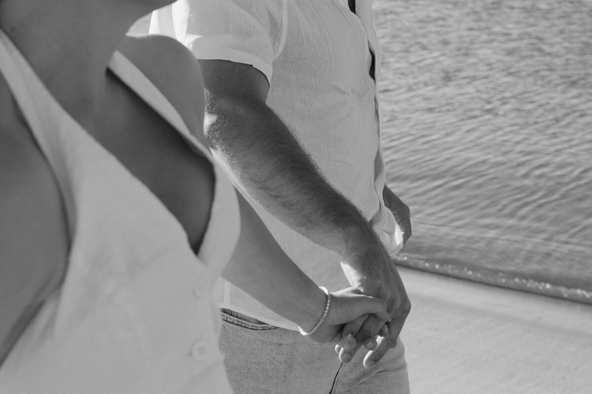 BRISBANE ENGAGEMENT PHOTOGRAPHER_ONE AVENUE PHOTOGRAPHY_LAURA AND KADEN_COASTAL PHOTOSHOOT_-86