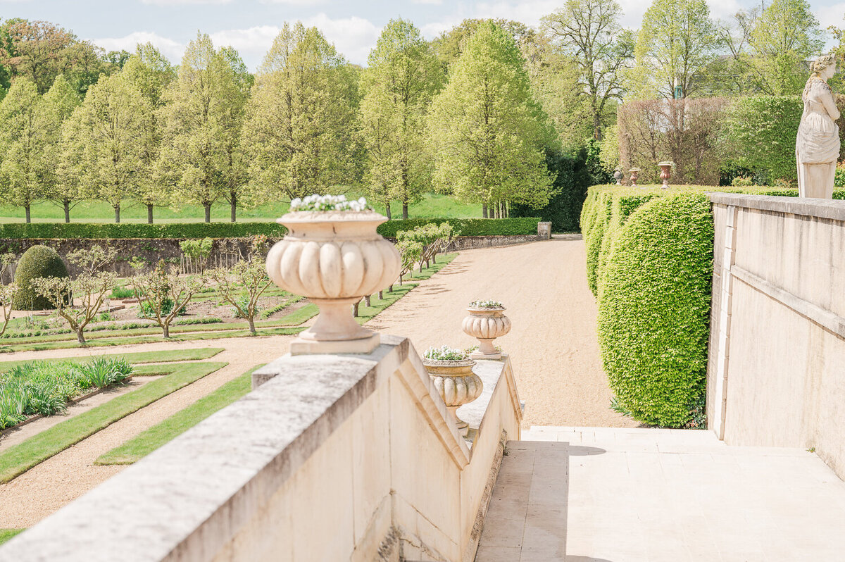Engagement-shoot-picnic-in-France-1-25