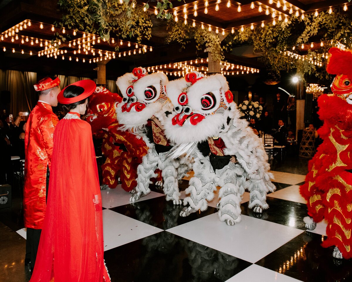 Vietnamese timeless white sage wedding28