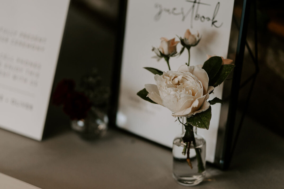 Intimate Wedding in Cotswolds (13)