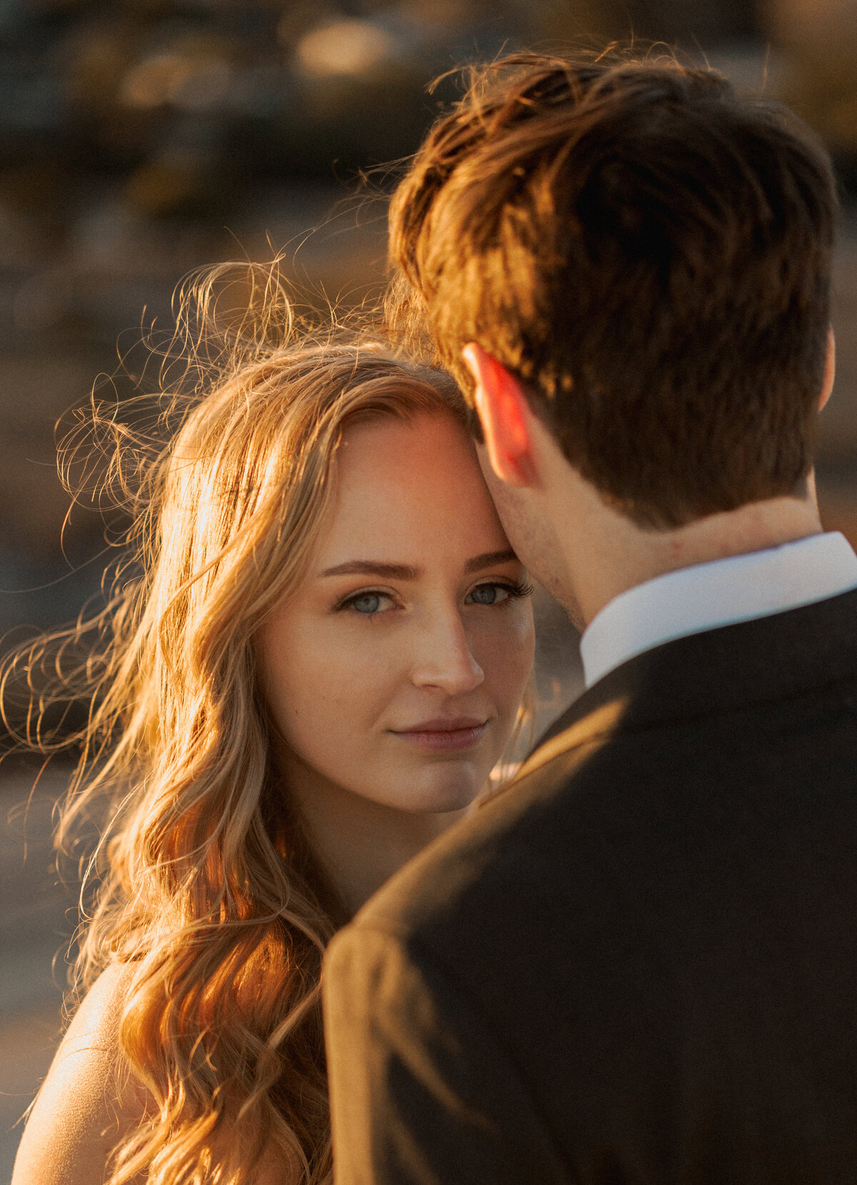 Scottsdale desert wedding venue with bride and groom photographed by Kollar Photography