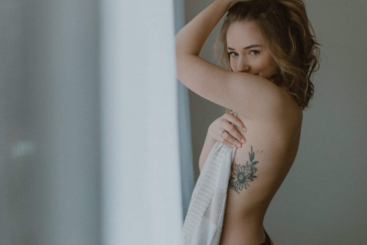 seattle tacoma gig harbor bainbridge bremerton kitsap boudoir portrait photographer (51 of 70)