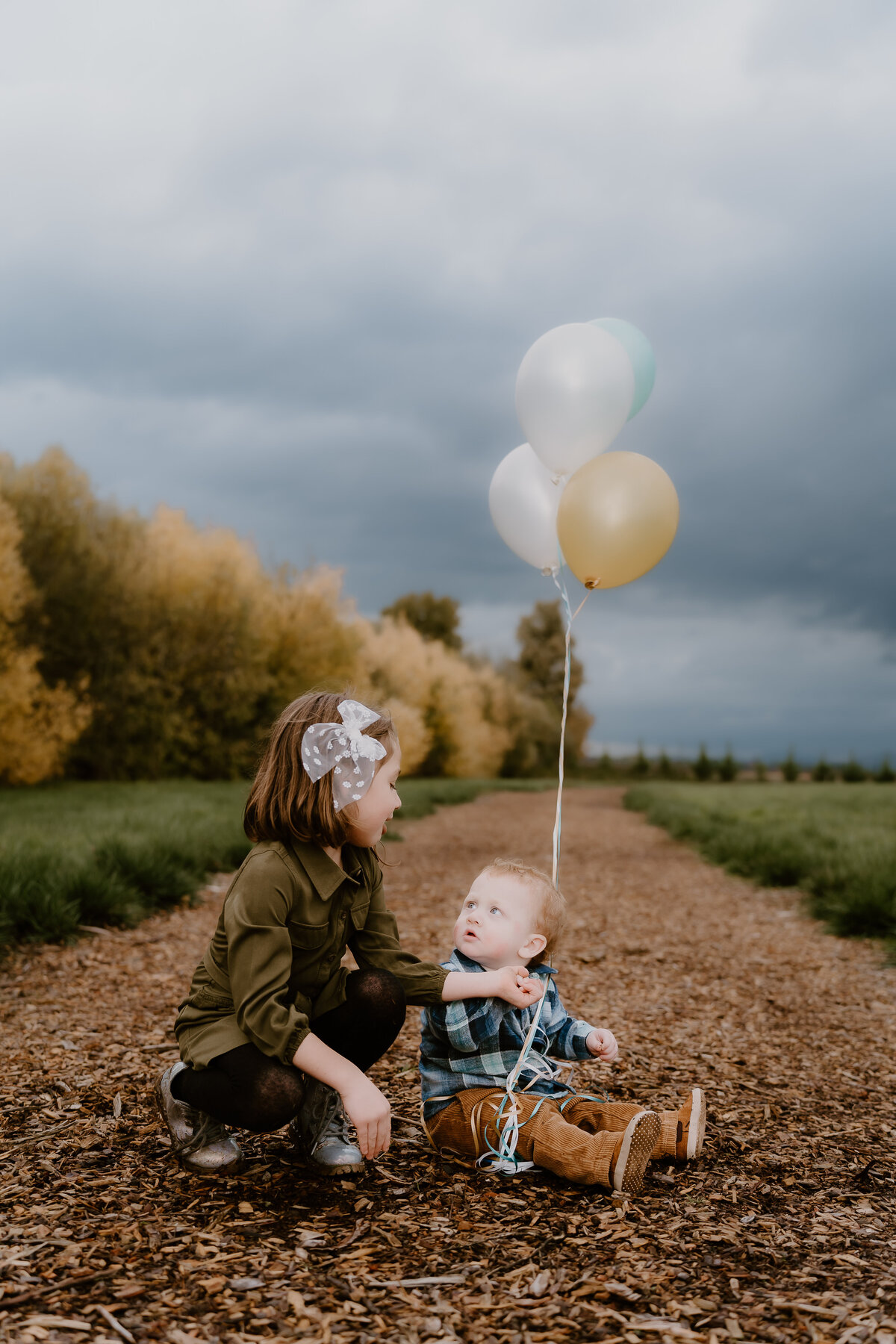 First birthday photos with siblings in salem oregon by magnolia june visuals