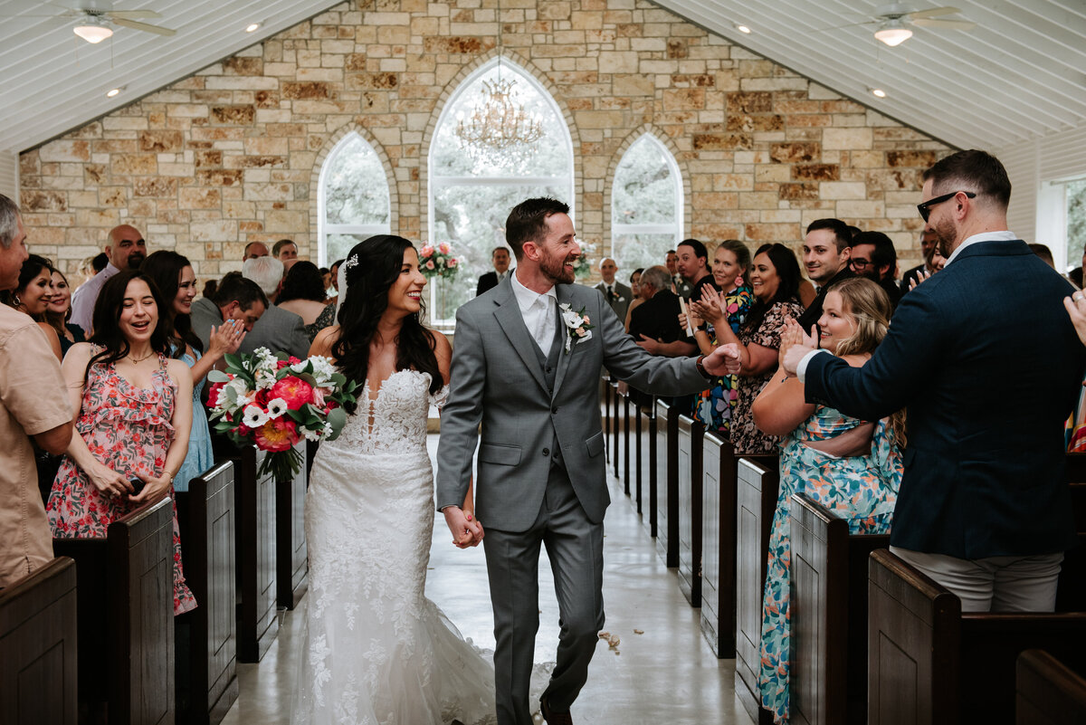 LA_Gruene_Chandlier_Wedding-496