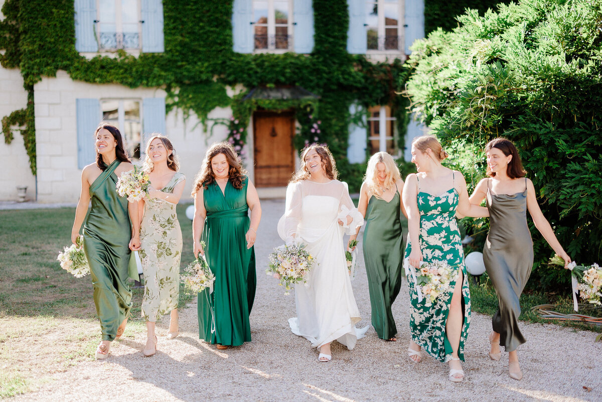 Modern_Chic_Chateau_Valouze_Destination_Wedding_Photographer-51