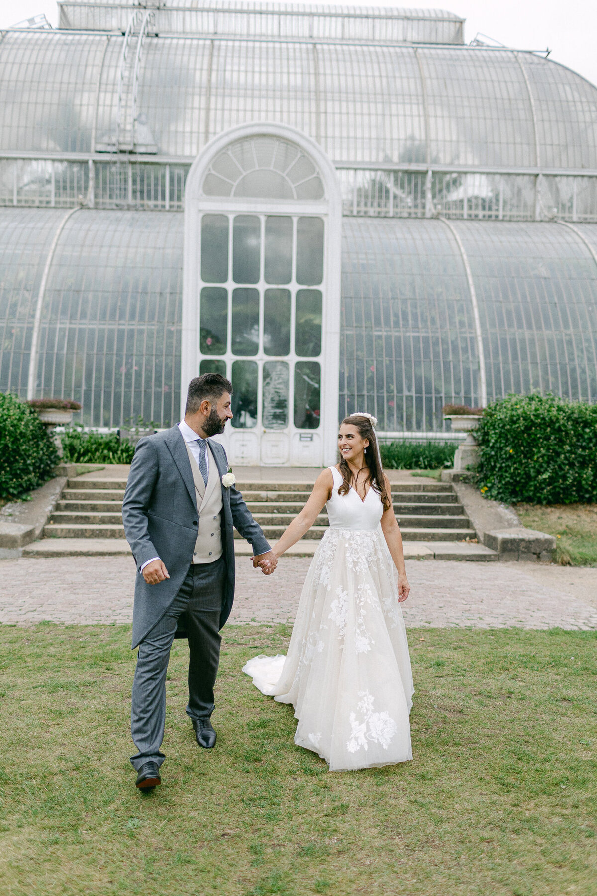luxury-wedding--kew-gardens-london-philippa-sian-photography-105