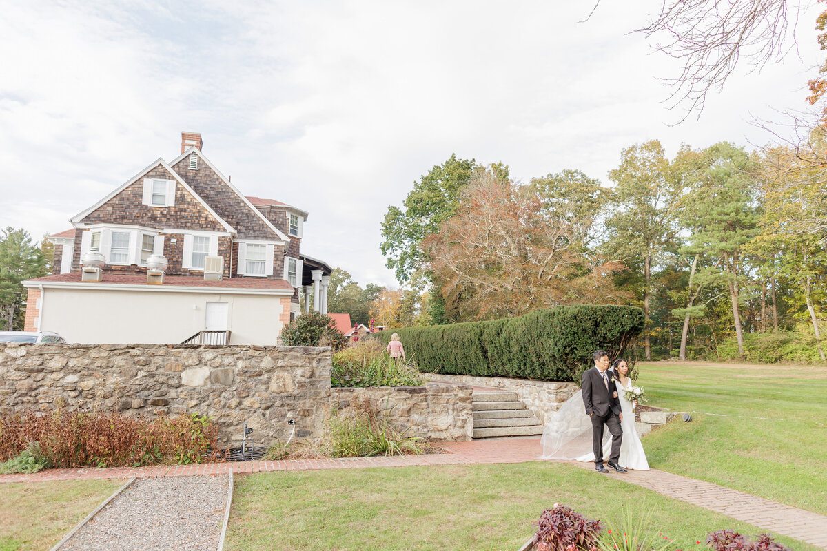 Mansion-at-bald-hill-Woodstock-CT-Wedding-stella-blue-Photography
