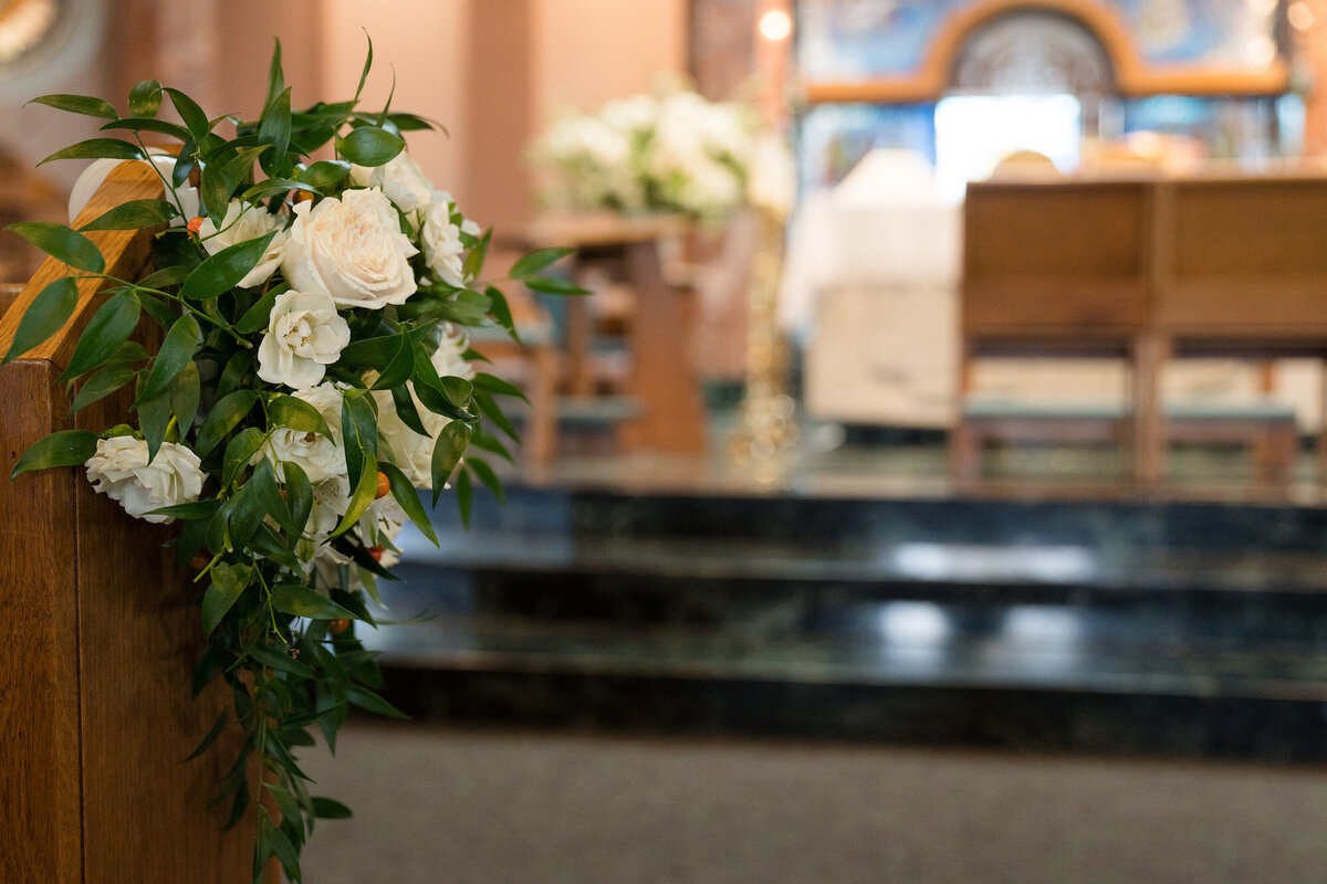 church-aisle-wedding-flowers-new-canaan-ct-enza-events