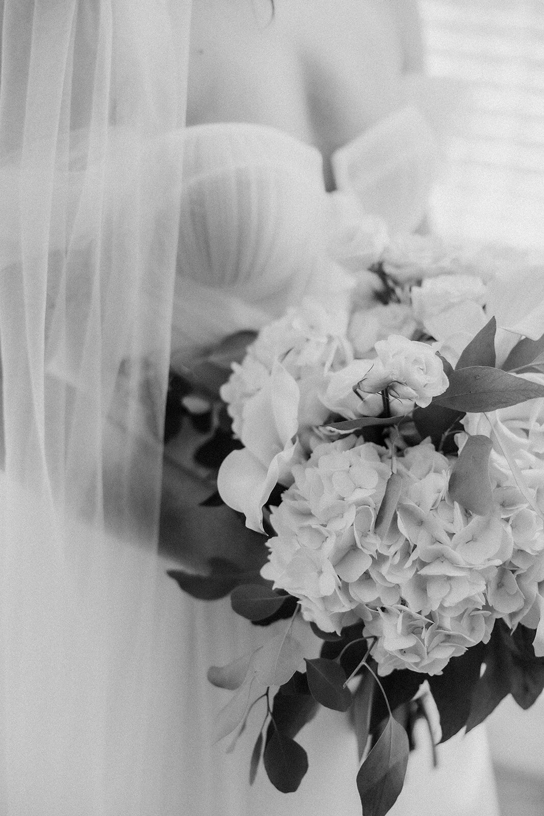 Red Pine Point Indian River Michigan Intimate Wedding Bouquet K. E. Rogers Photography