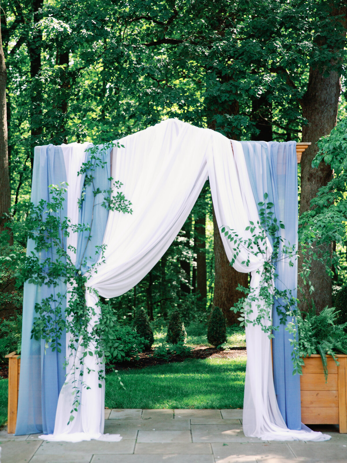 J+R_Liriodendron Mansion_Luxury_Wedding_Photo_Skyler Jordan Photography-67