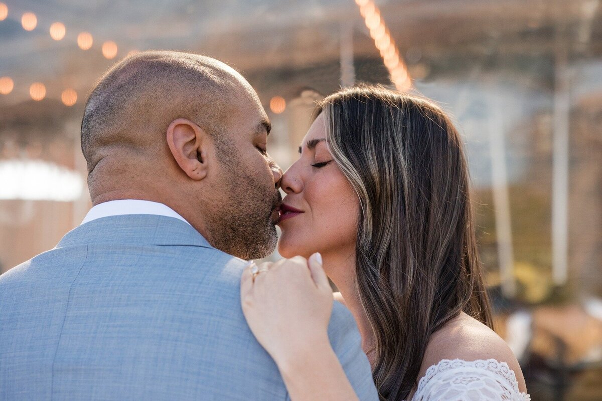 Latinos-engaged-by-Jane's-Carousel-6