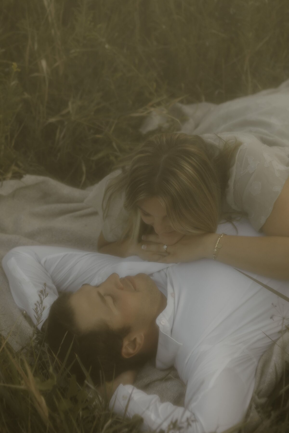 whimsical-wildflower-engagement-13