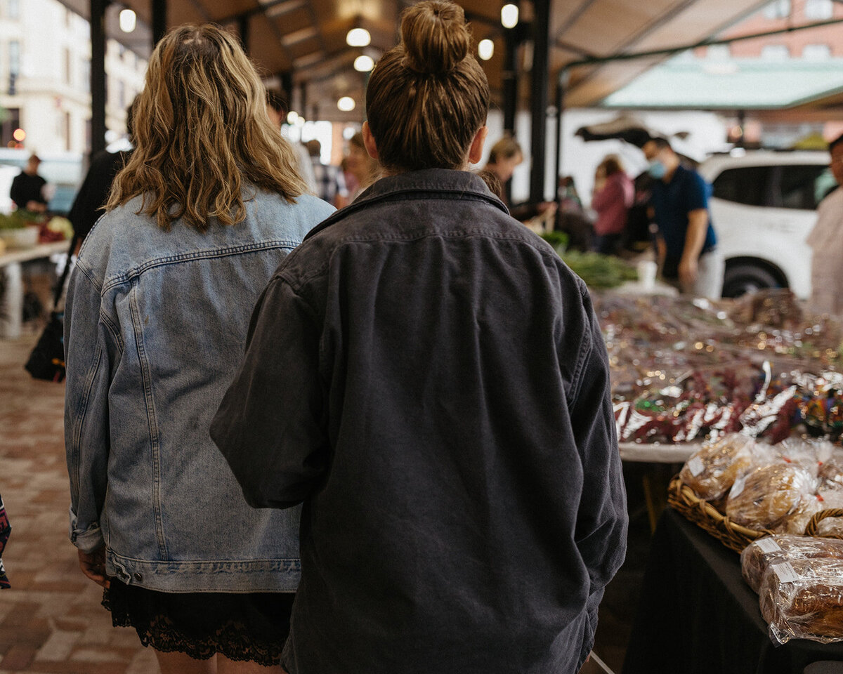 Sadie+Halle+Farmers-Market-Engagement-Shoot-1