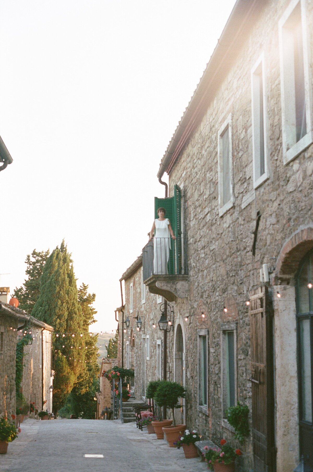 A wedding photo of the venue Laticastelli in aTuscany Italy