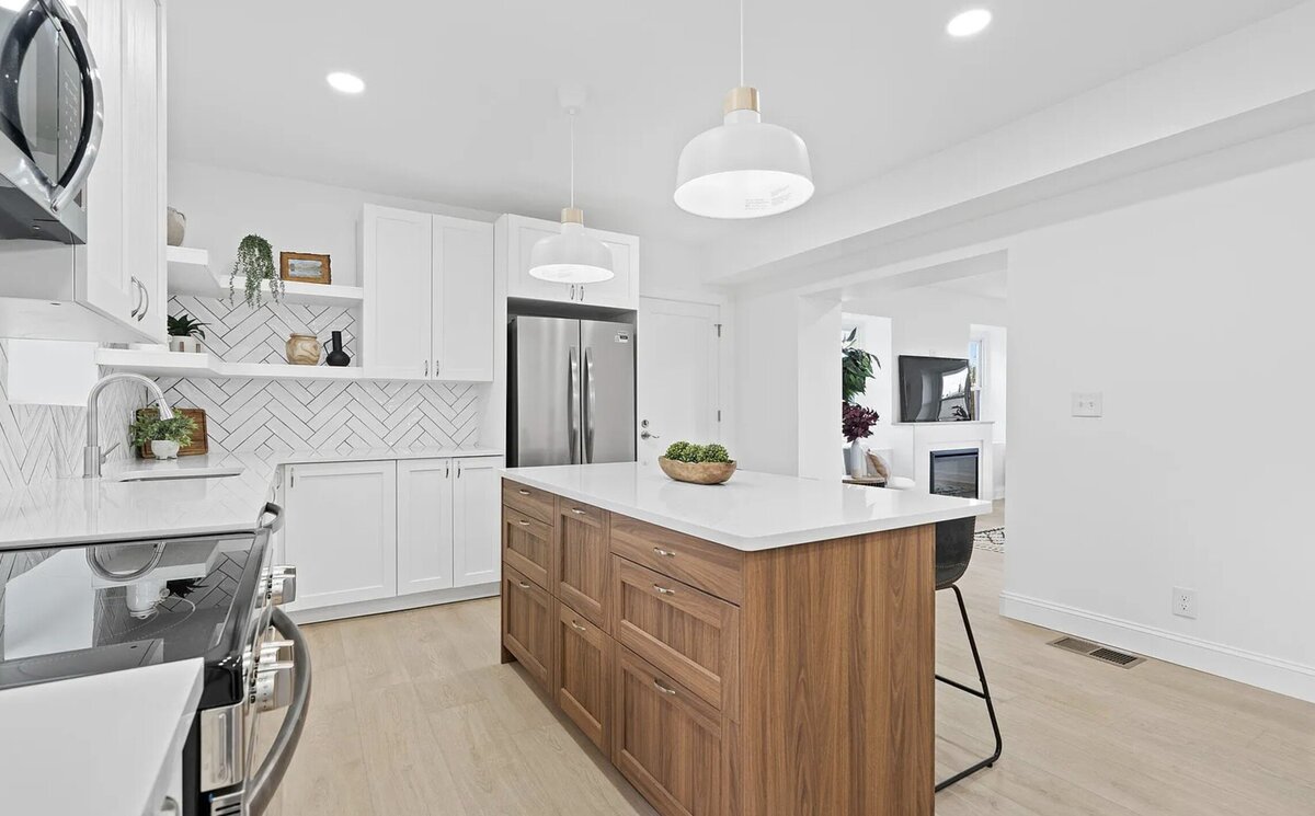 Kelly DeTommaso Elegant Transitions Vacant Home Staging Colmar PA Kitchen 2