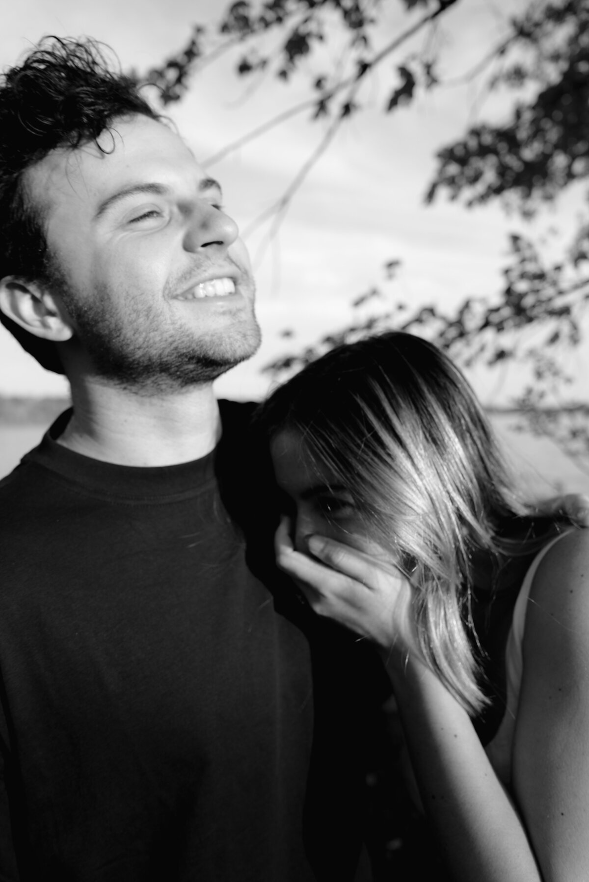 Lyndale-Rose-Garden-engagement-R&K-Will-DeGraw-Clever-Disarray-21