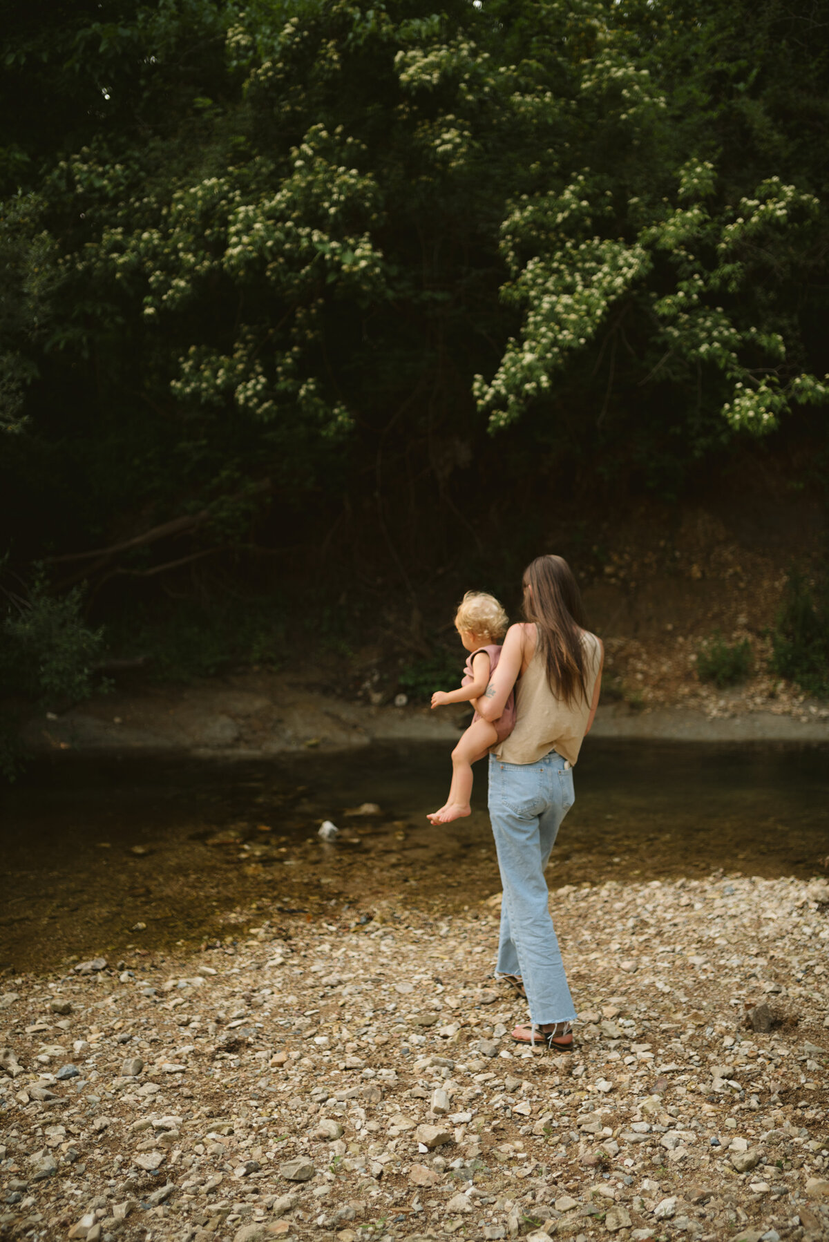 Adventure Family Photos in Castlewood State Park | Isa Photo+Film88