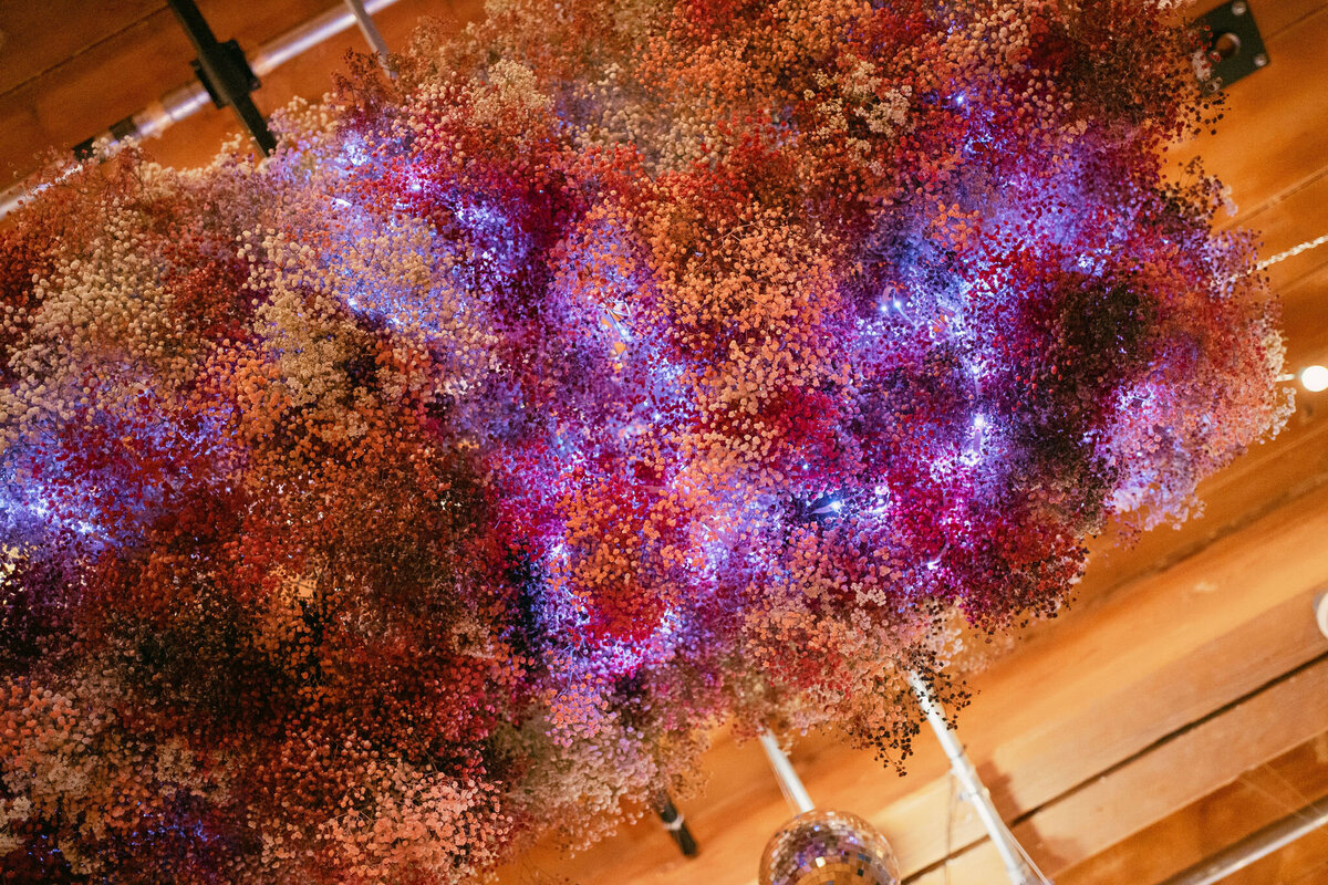 floral-installation-at-mill-1-at-open-square-ma-2