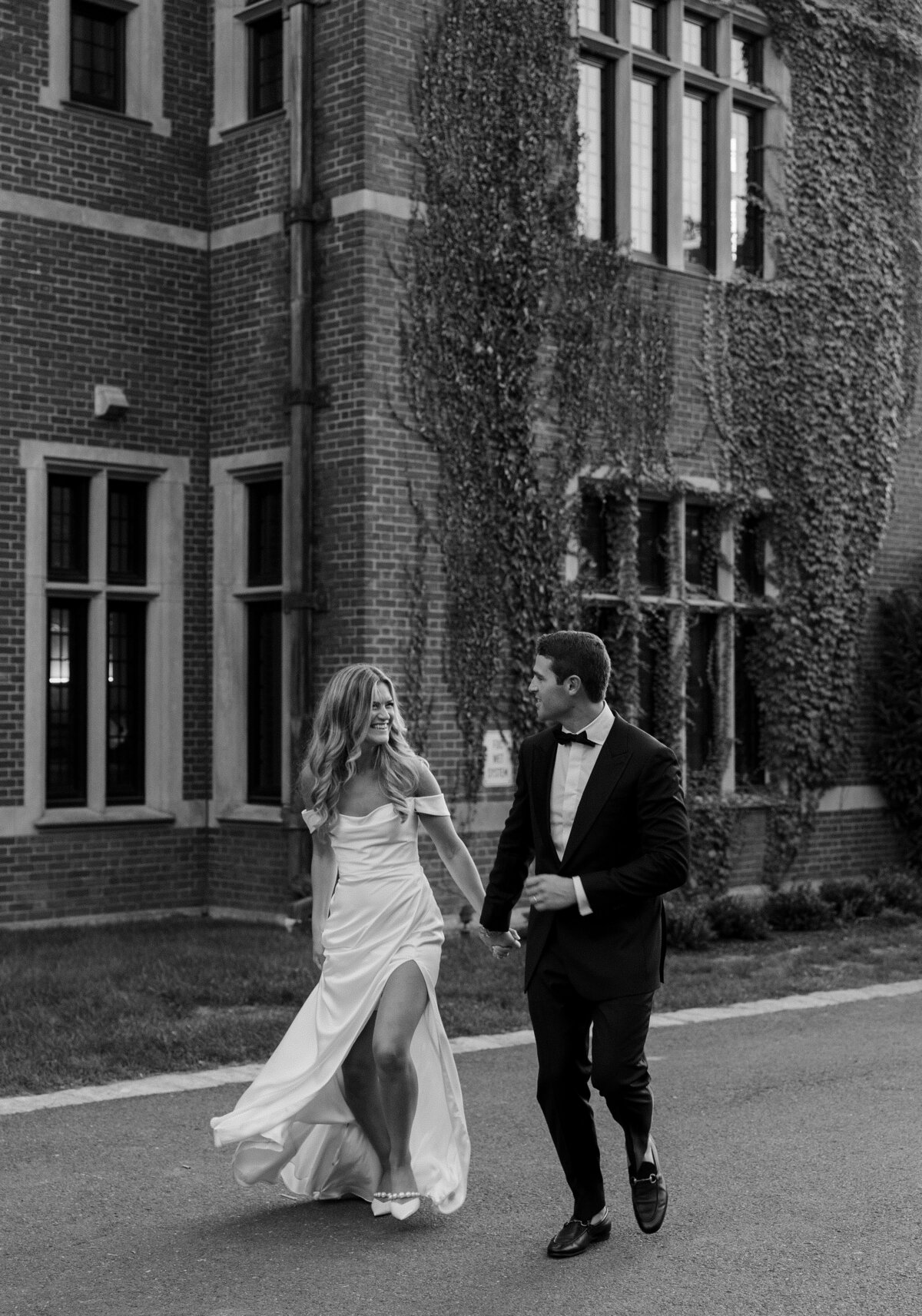 Lyra_Cullen_Wedding_Sneak_Peeks-66