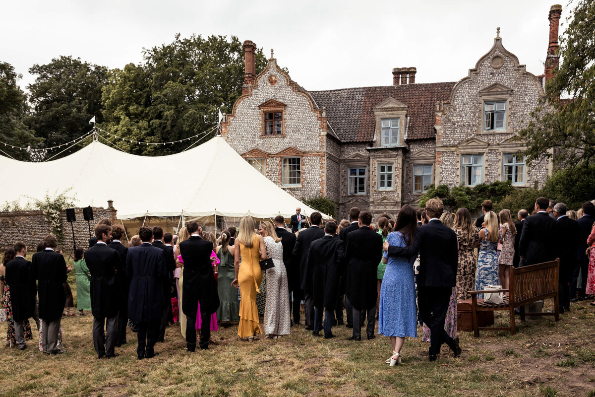 46 marquee-wedding-at-wiveton-hall