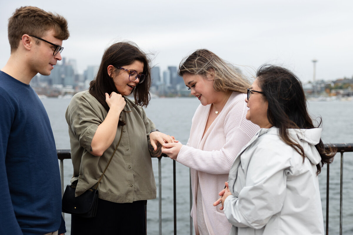 Surprise Seattle wedding Proposal, engagement photography Gas Works Park- 5