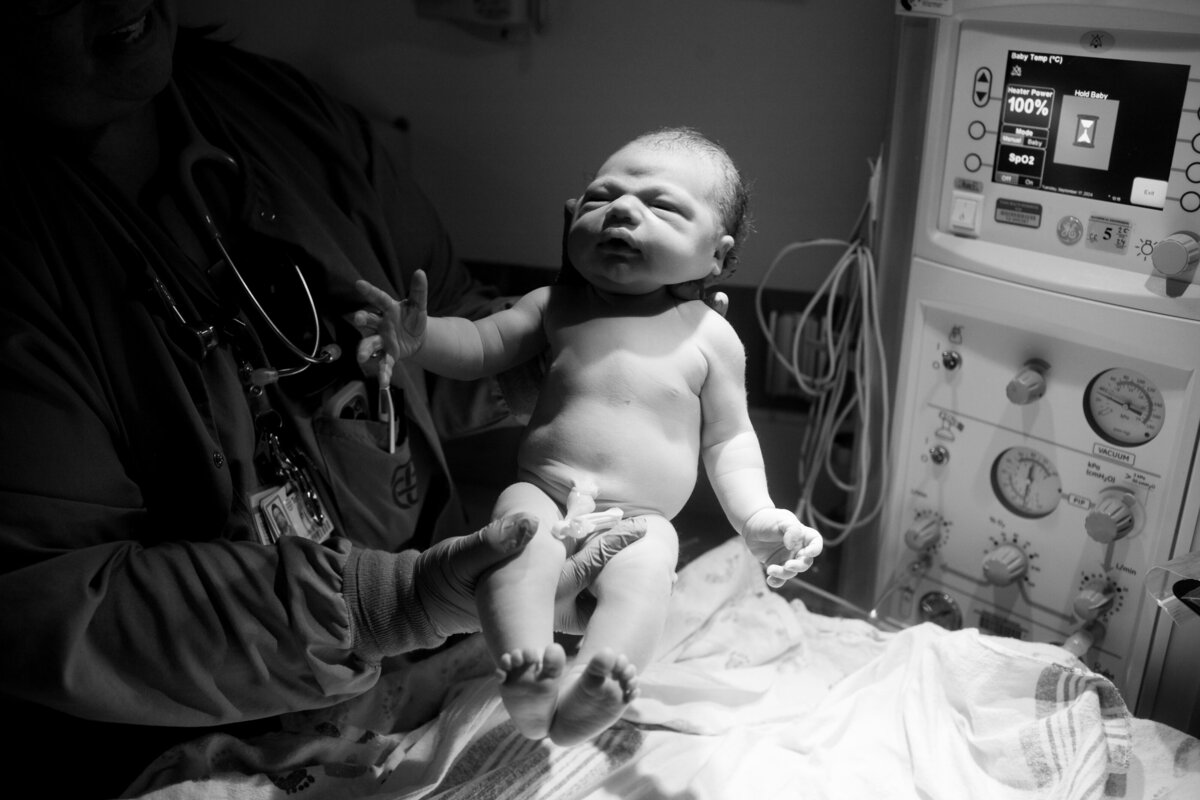 Fort-worth-birth-photographer-chunky-monkey-4