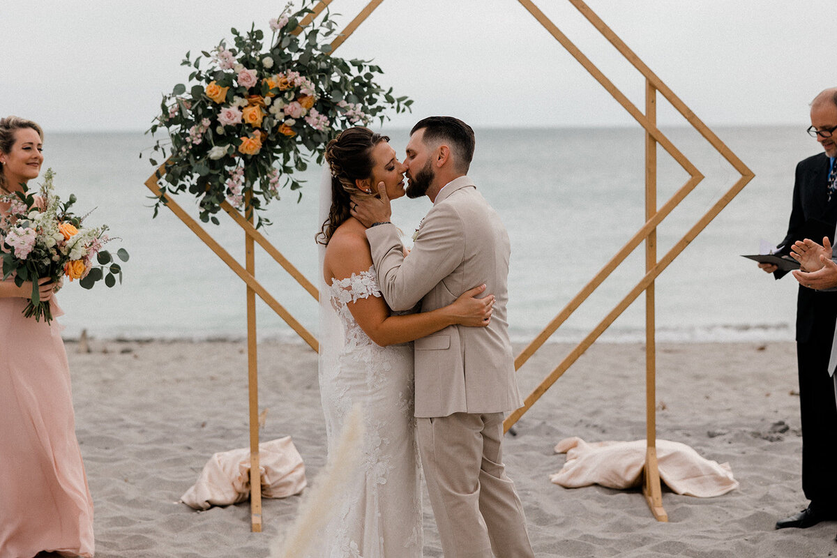 Maxine_Barret_Park_Jessica_Tony_wedding_originally_gabe-93