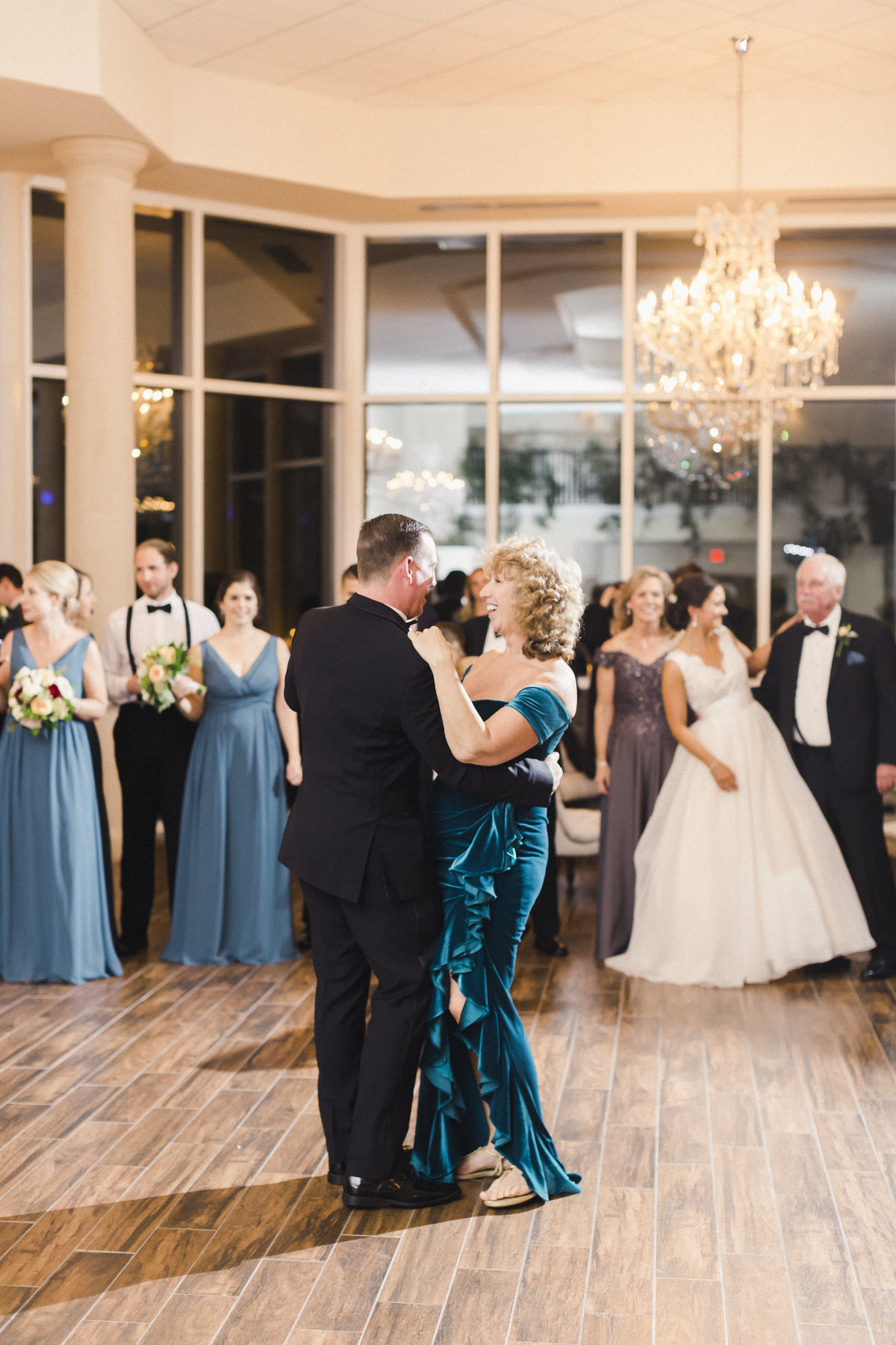 MelissaSchollaertPhotography-JuliaChrisSneakPeek-070