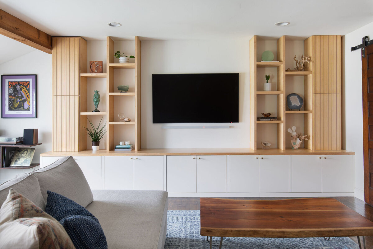 hello-home-custom-built-in-entertainment-center-austin-tx-living-room-1