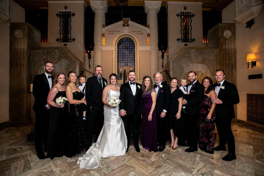 family-portrait-hall-of-lions-intercon-hotel-chicago