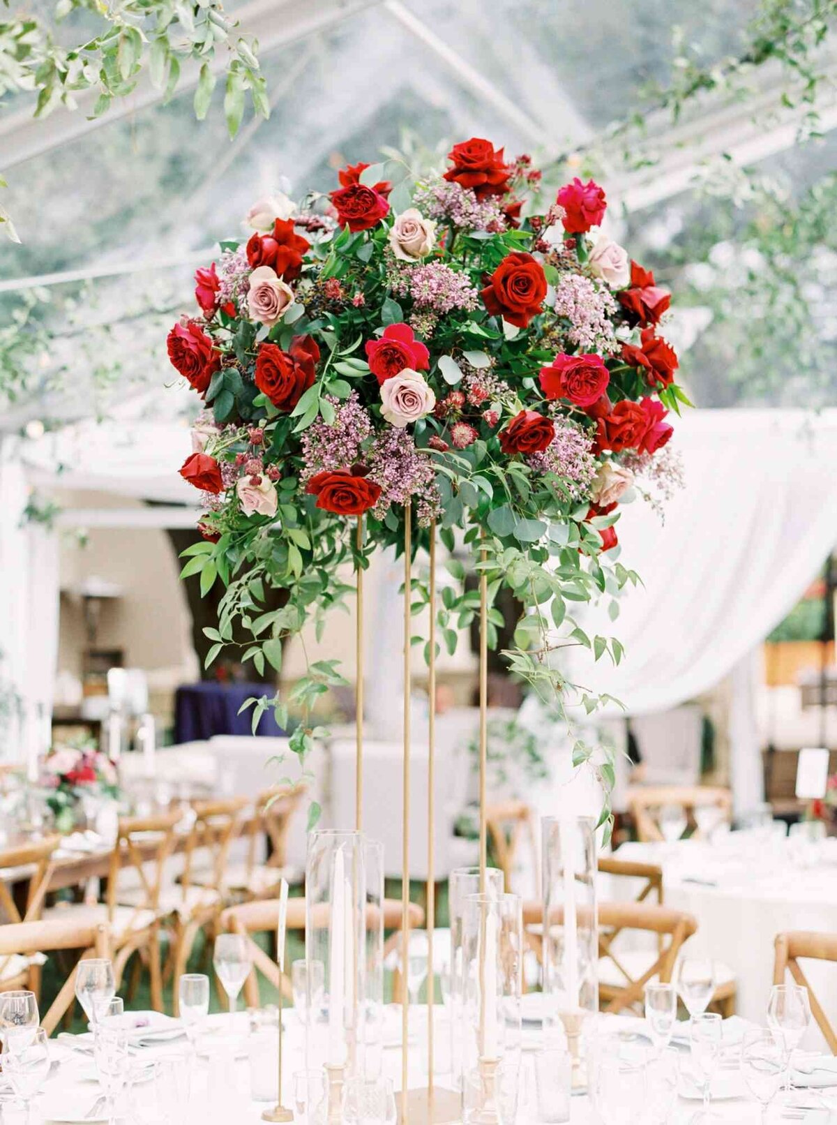 tall-centerpieces-jen-dillender-0119-2000-f34813f33b8e447ea4a031211d1bb4cb