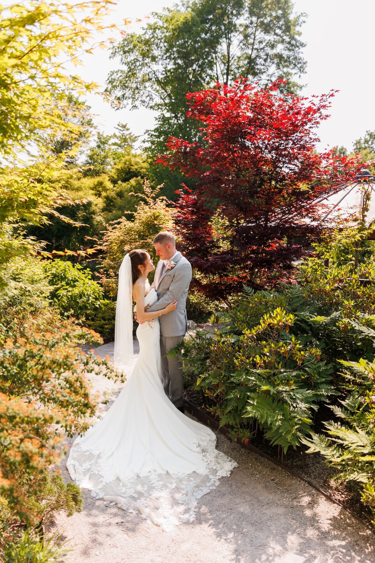 21-grand-rapids-frederik-meijer-garden-wedding