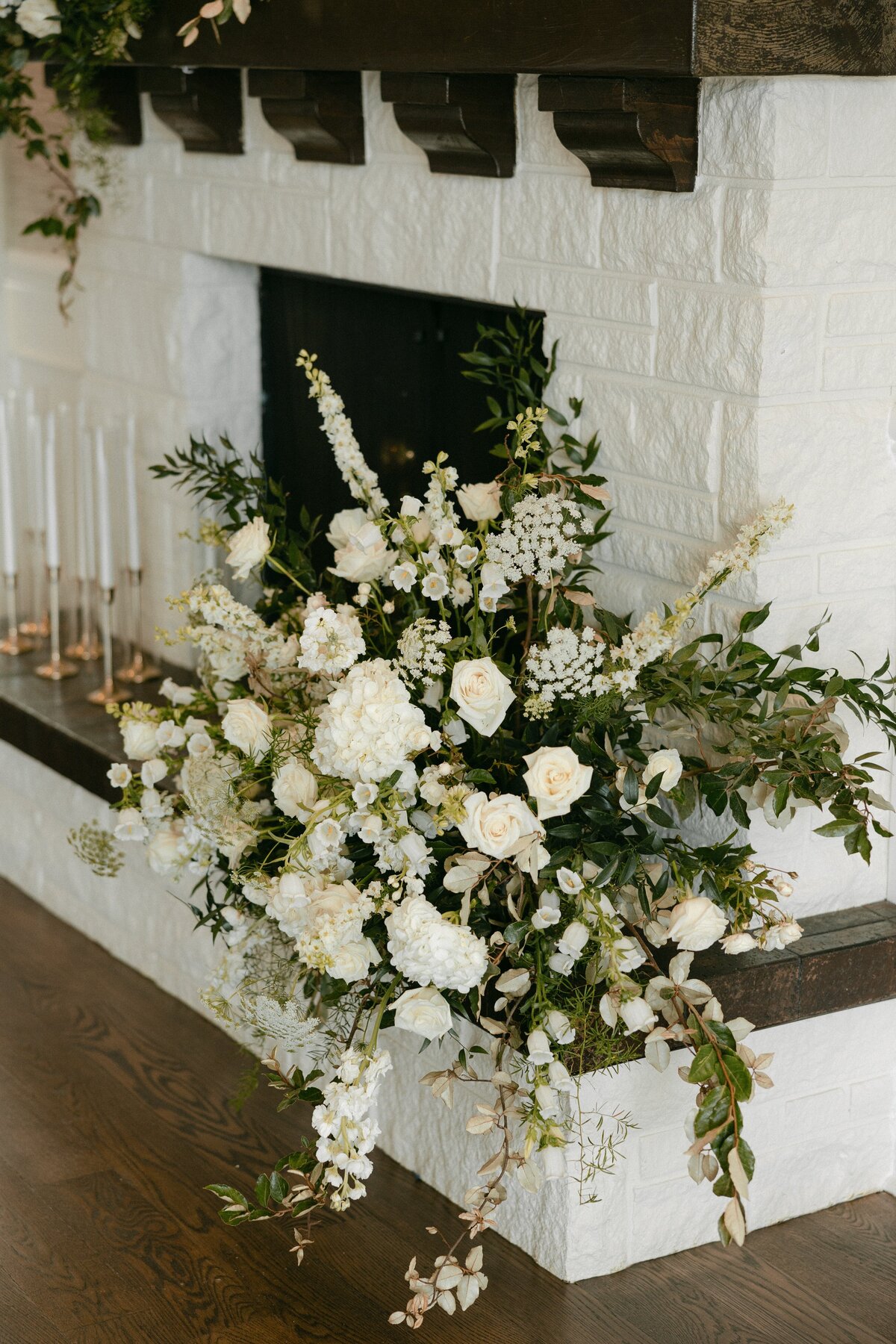 sloan-daniel-wichita-country-club-wedding-kayxbee-332