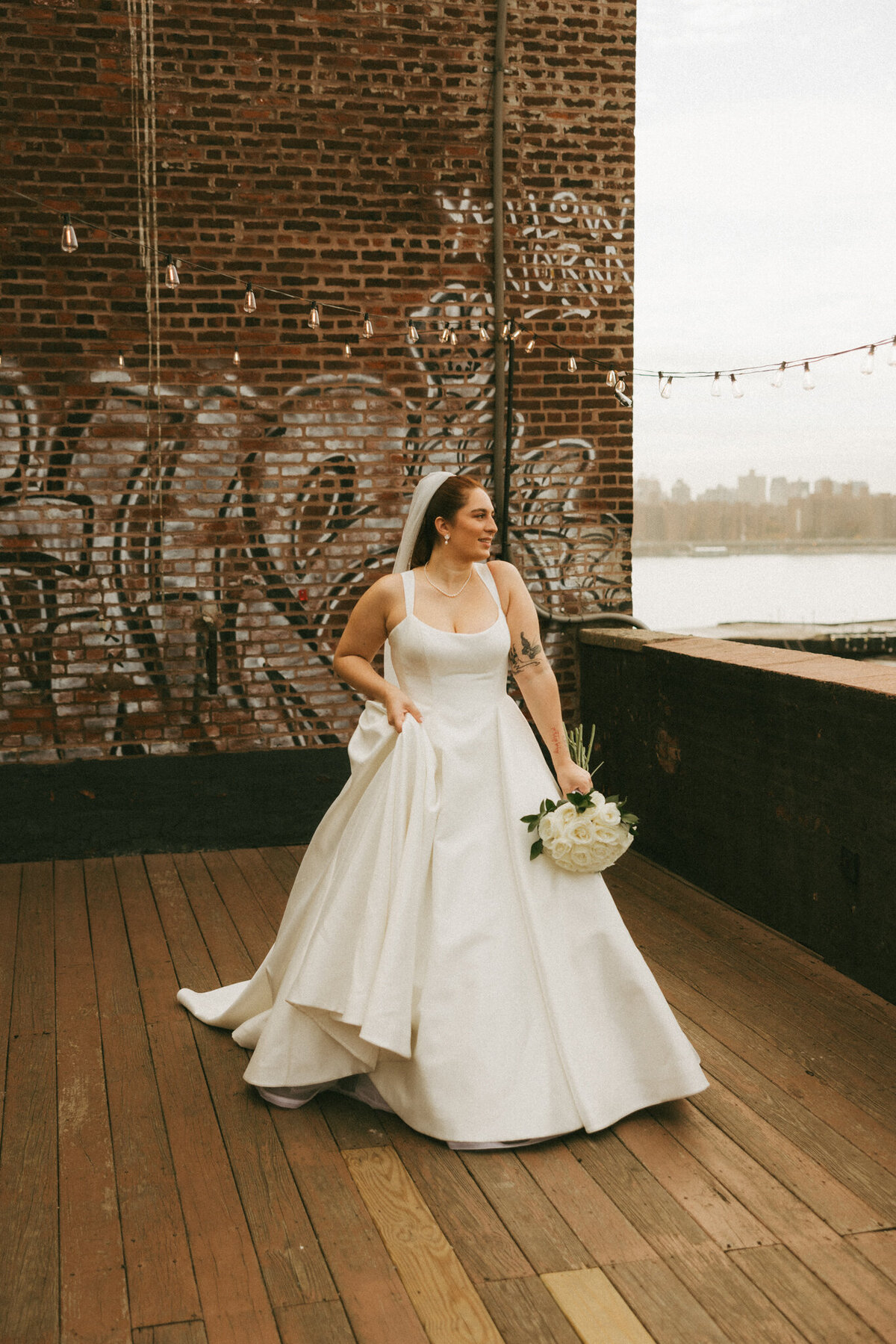 Liz-Irvin-Wedding-Green-Point-Loft-Brooklyn-NY-Photographer-Sierra-Does-Photos-websized_08