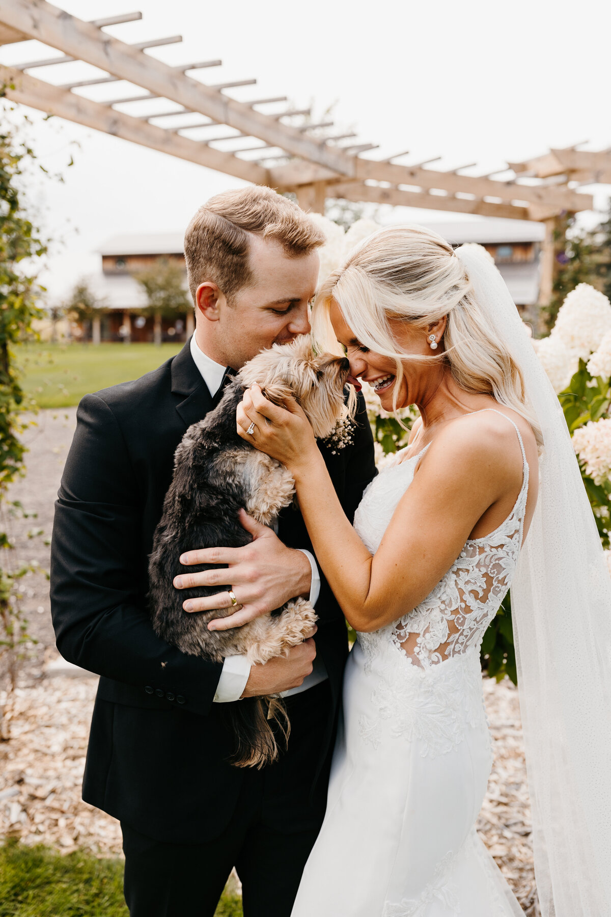Luke+Emilee_Bride+Groom-87