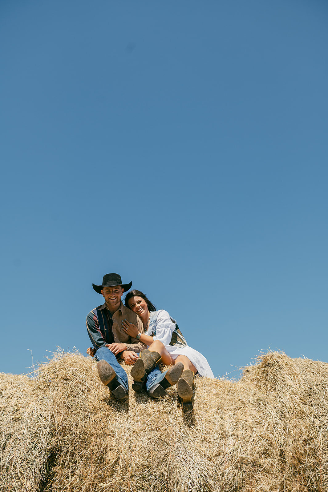 presley-gray-photo-haybale-forest-montana-elopement-7443