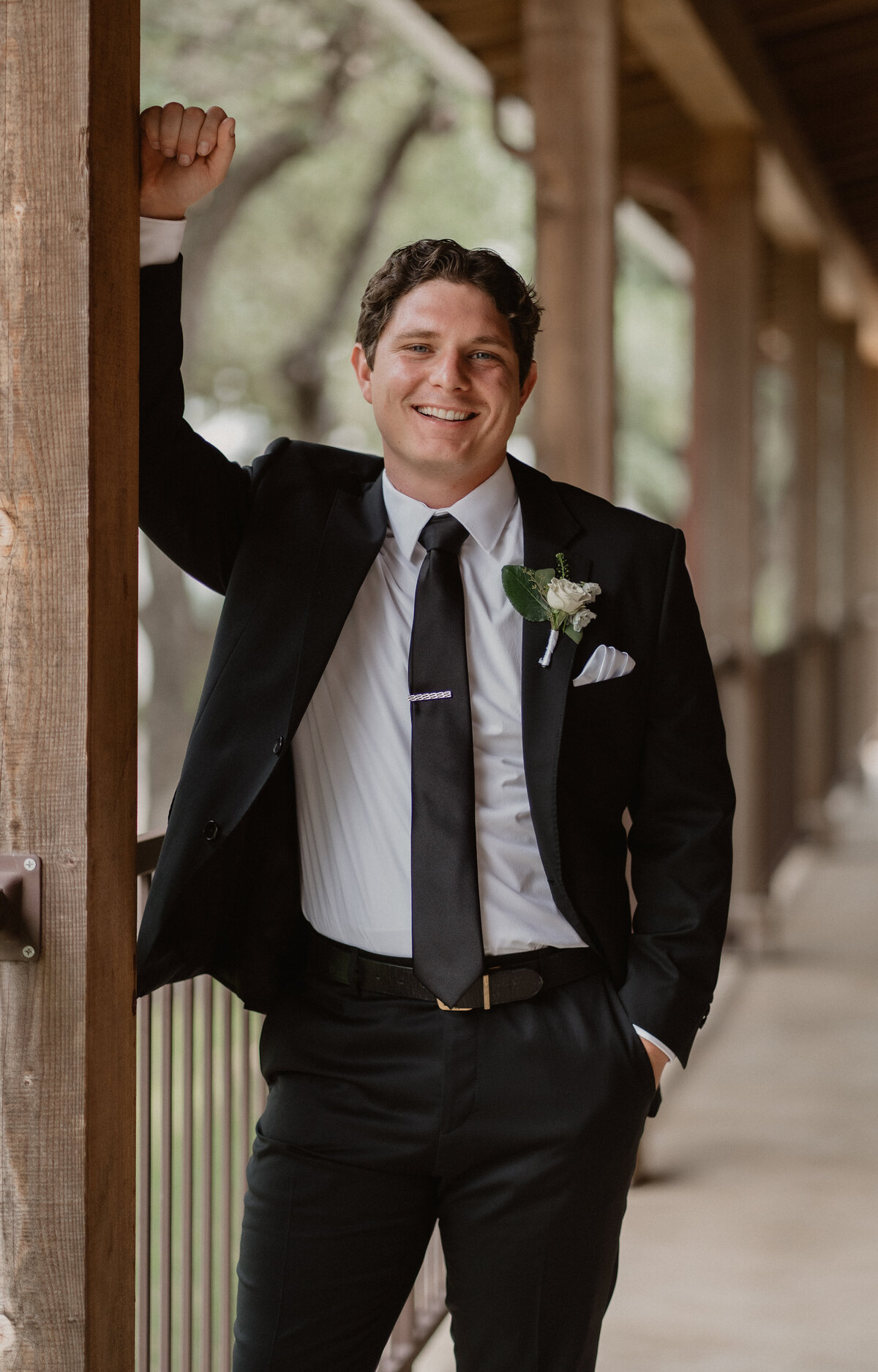 N&TWeddingPreviews-23