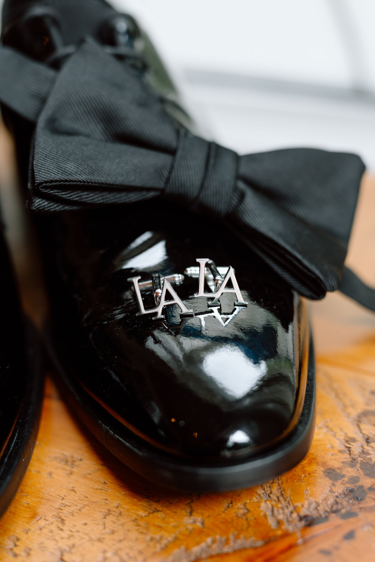 Olivia & Luke Wedding Samples0011