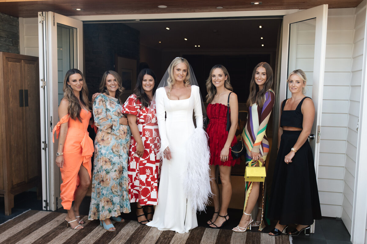 bridalparty-ontrend-fashion-party