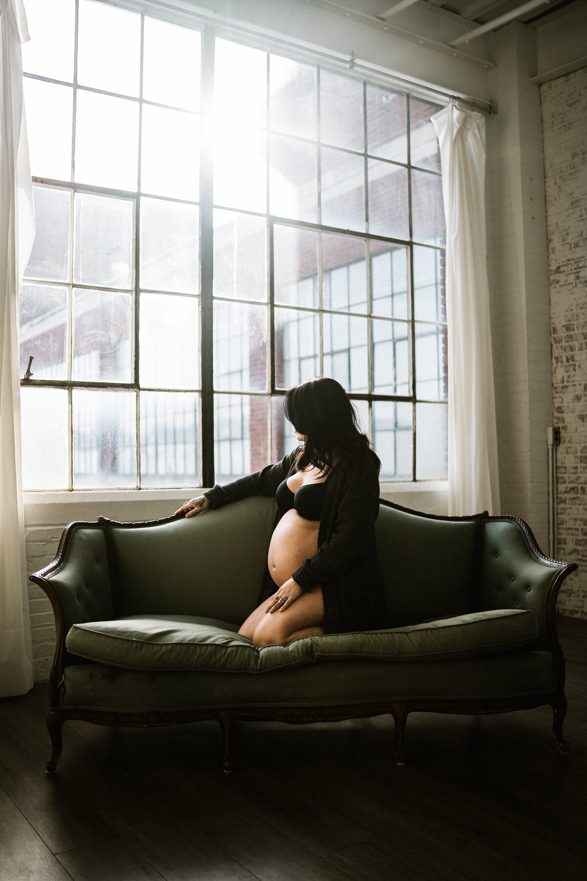 Unique Pittsburgh  maternity Photographer2