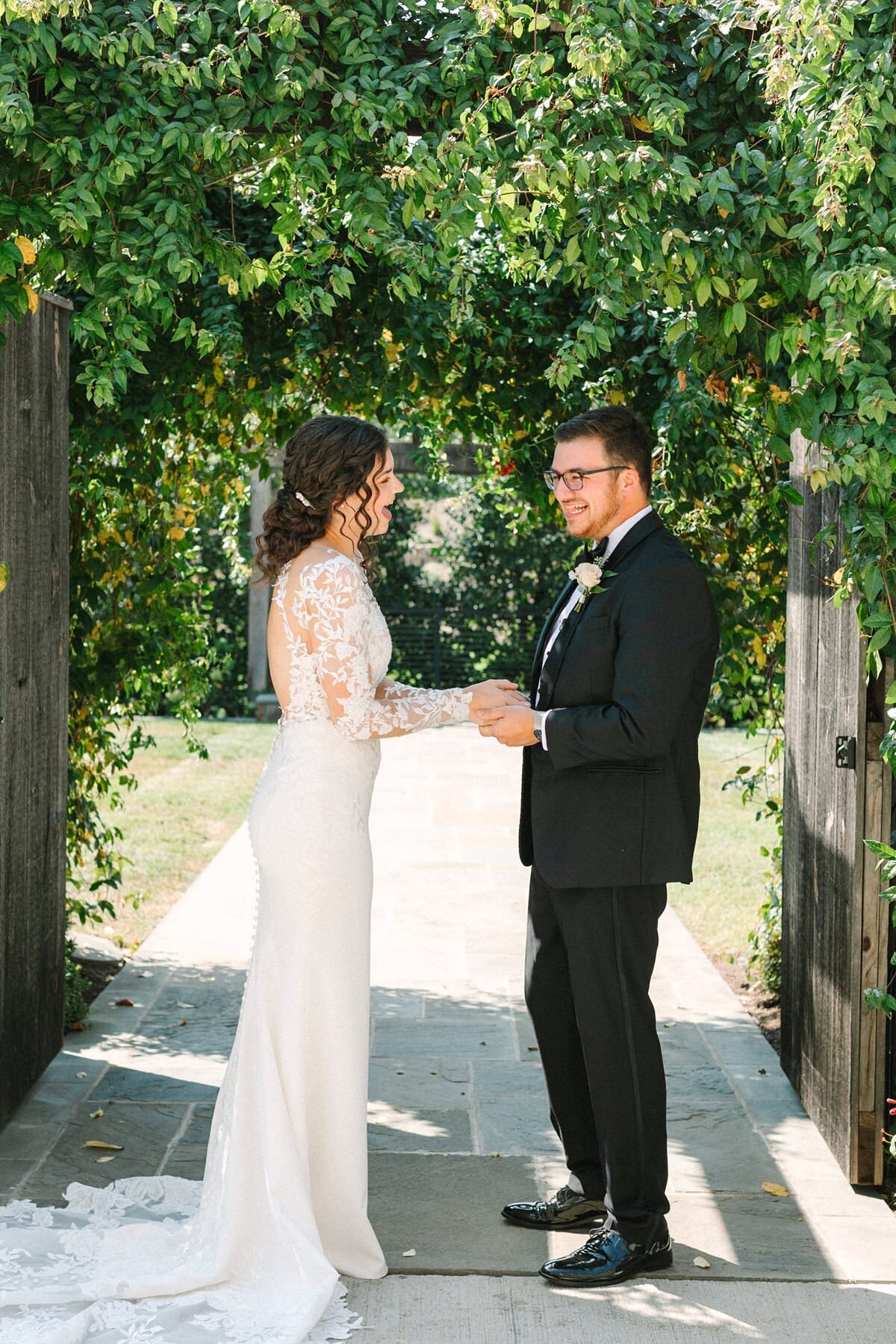 Bride and Groom Wedding Portaits Kelynn and Mathew Evansville Owensboro160