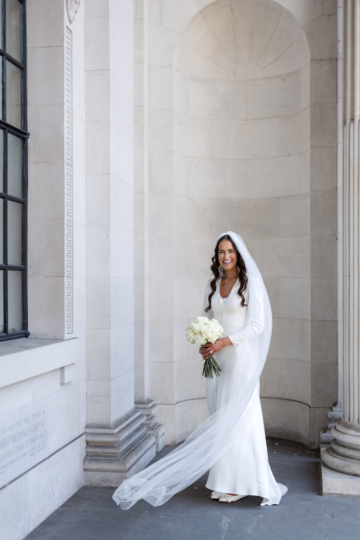 adorlee-weddings-087-editorial-bridal-portraits-at-old-marylebone-town-hall-london