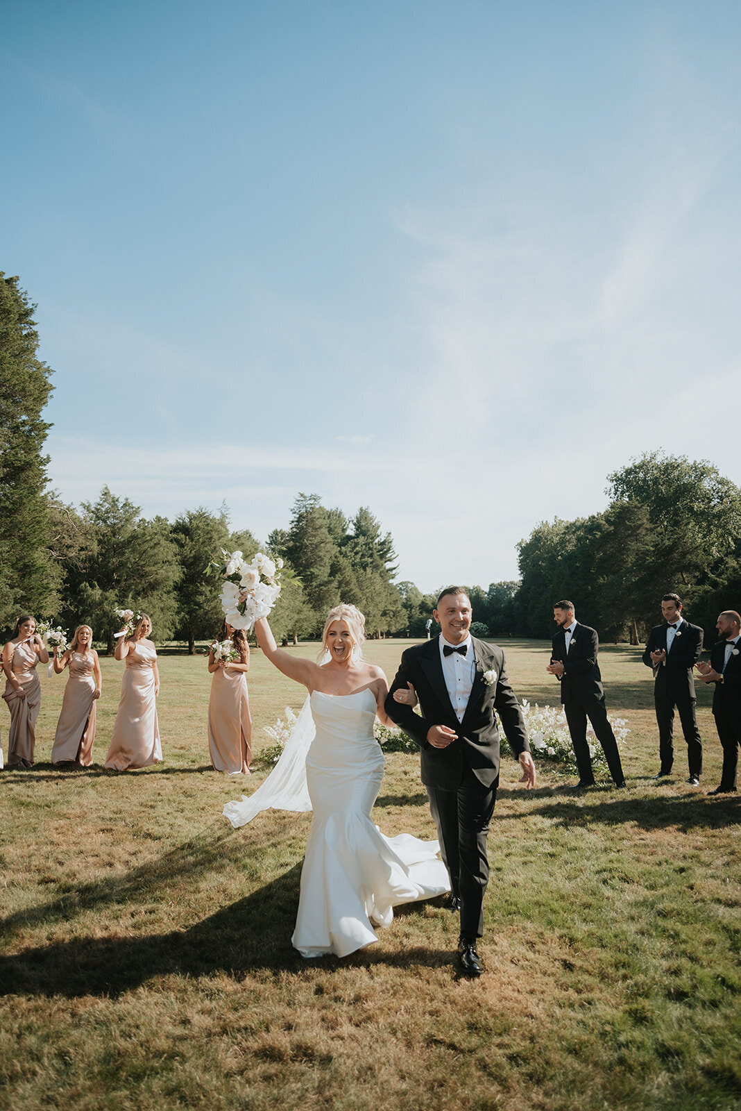 MODERN-GARDEN-MANSION-SUMMER-WEDDING-LINDSAY-BESNIK_PHOTOS_BY_MARIA_B_LUNG_0280