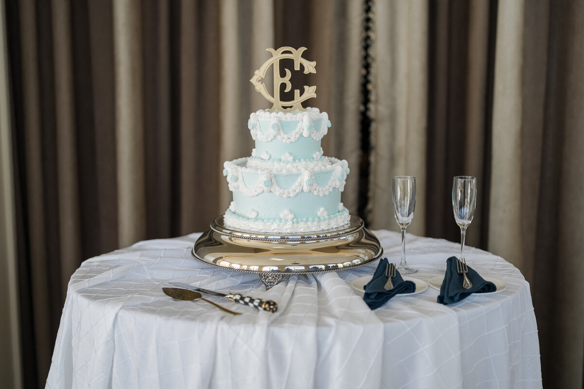 wedding-photography-Our-Lady-of-Mercy-Catholic-Church-congressional-country-club-130
