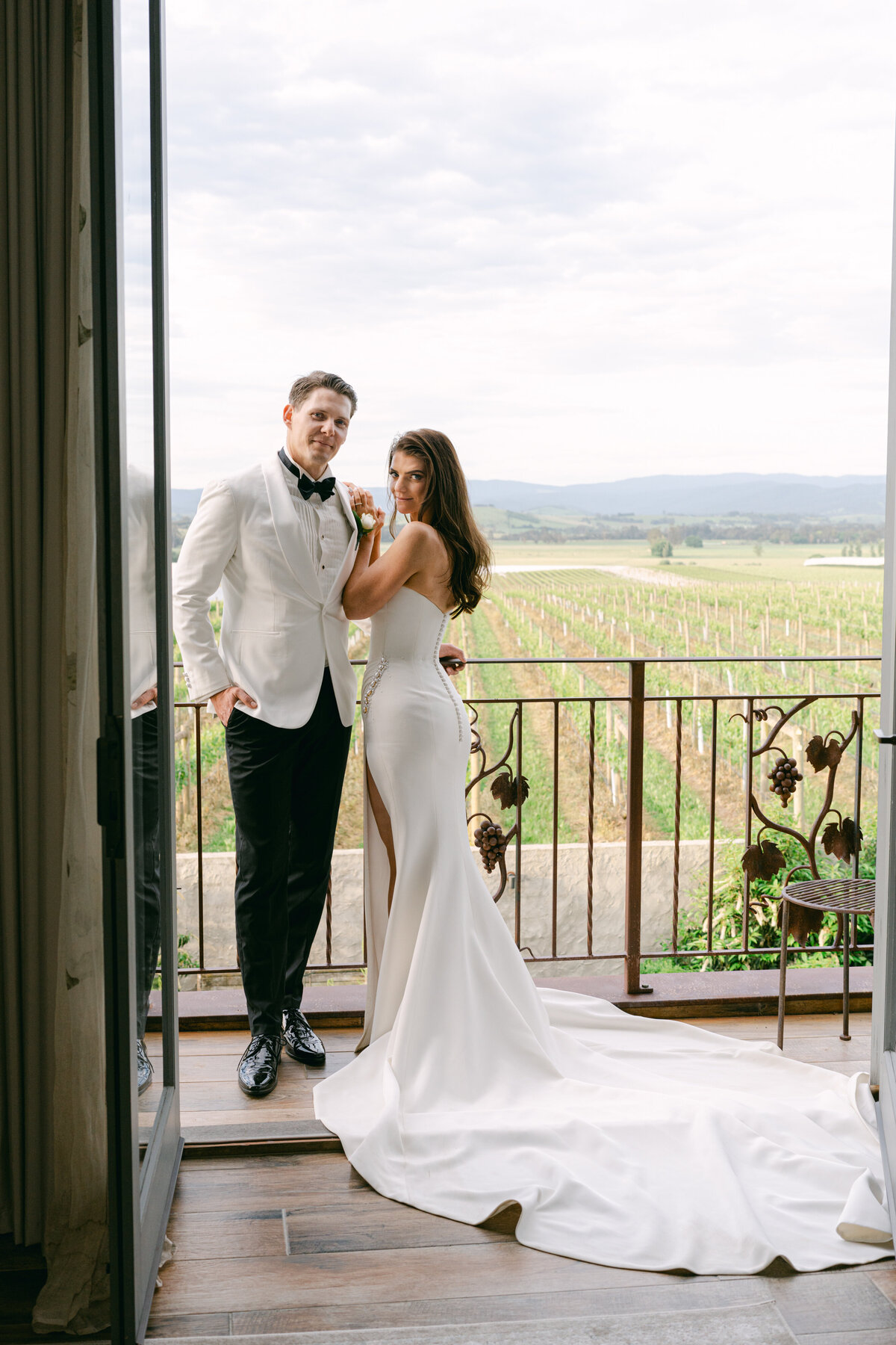 M+M - Couple Portraits-94