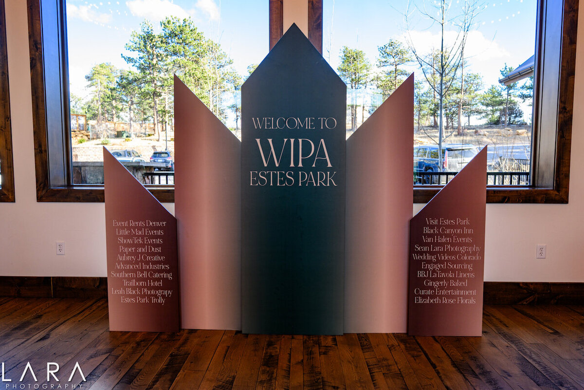custom-built-welcome-sign-estes-park-wipa-event