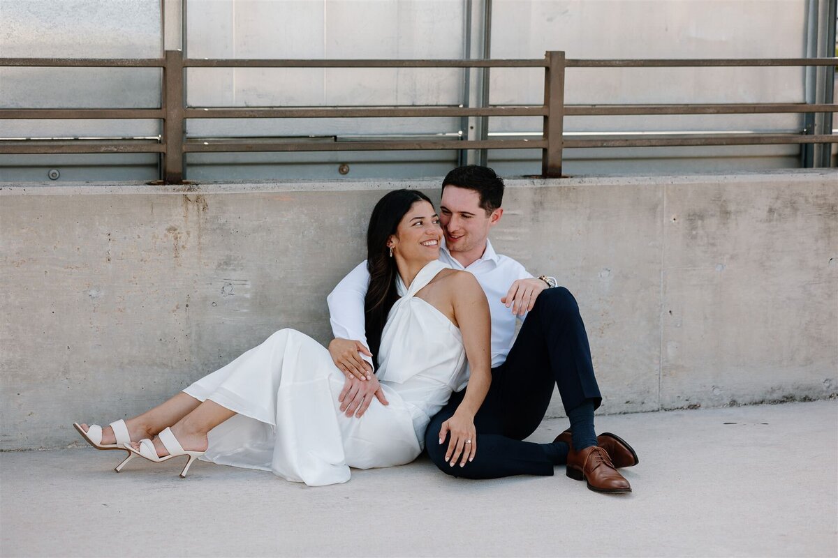 pearl-market-engagement-session-leah-thomason-photography-5