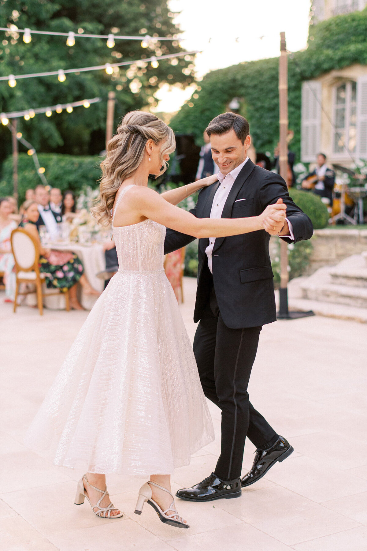 Maïlys Fortune Photography Husband Wife Wedding Weddings Photography France Switzerland Italy Timeless Dreamy Imagery Bilingual French English Destination Weddings Destination Wedding Provence French Riviera Paris Lake Como Tuscany104