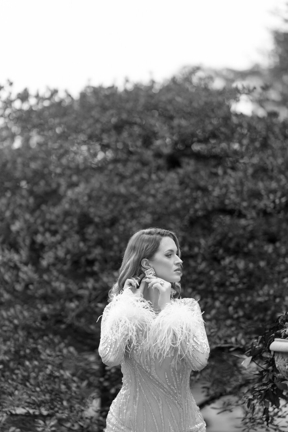 Berlez-Aspen-Avenue-Chicago-Wedding-Photographer-Glam-Atelier-Clair-De-Lune-Vintage-Bob-Mackie-Sheer-Beaded-Gown-Luxury-Engagement-Art-Institute-of-Chicago-South-Garden-34
