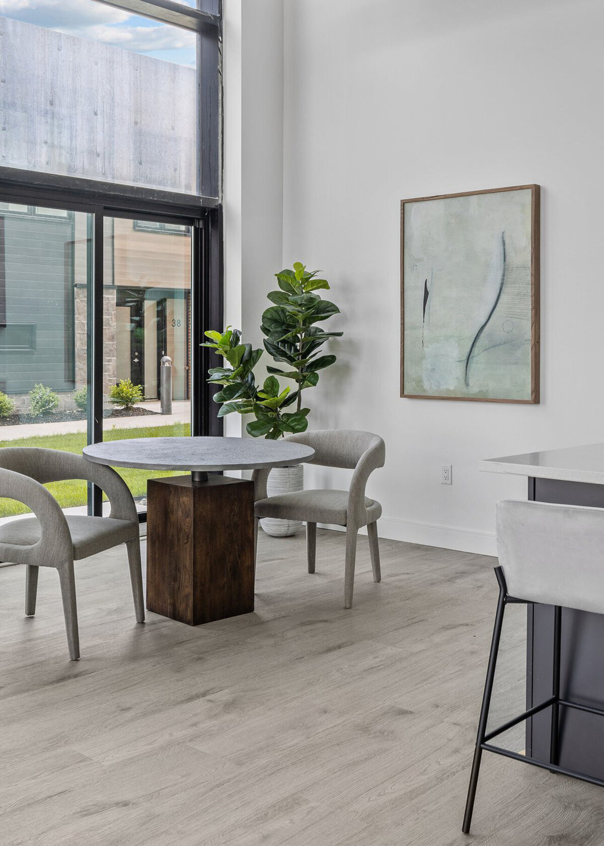 halifax-nova-scotia-office-and-commerical-space-multi-residential-spaces-furnishing00001